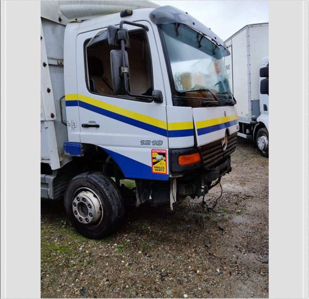 piece_MERCEDES ATEGO BRAS DE RETROVISEUR DROIT A9738100414