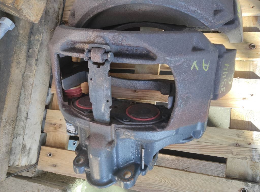 piece_IVECO 190T31  ETRIER DE FREIN AVANT GAUCHE 5801341079