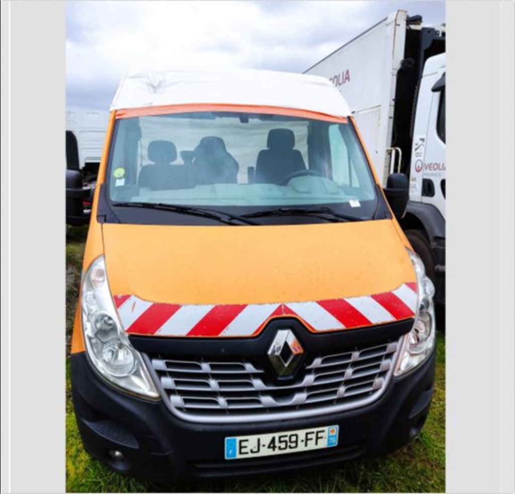 piece_RENAULT MASTER  BERCEAU AVANT 544010095R