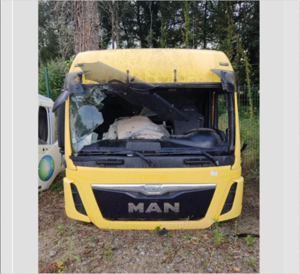 piece_MAN 19.440  ETRIER DE FREIN AVANT DROIT