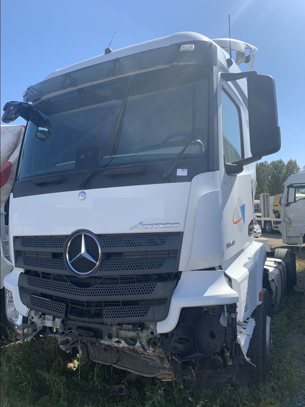 piece_MERCEDES ACTROS LEVE VITRE DROIT A9607201246
