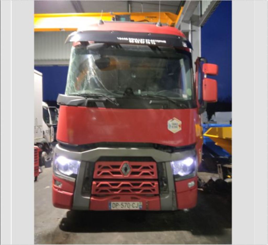 piece_RENAULT T 480 BOITIER CCIOM 7421855942