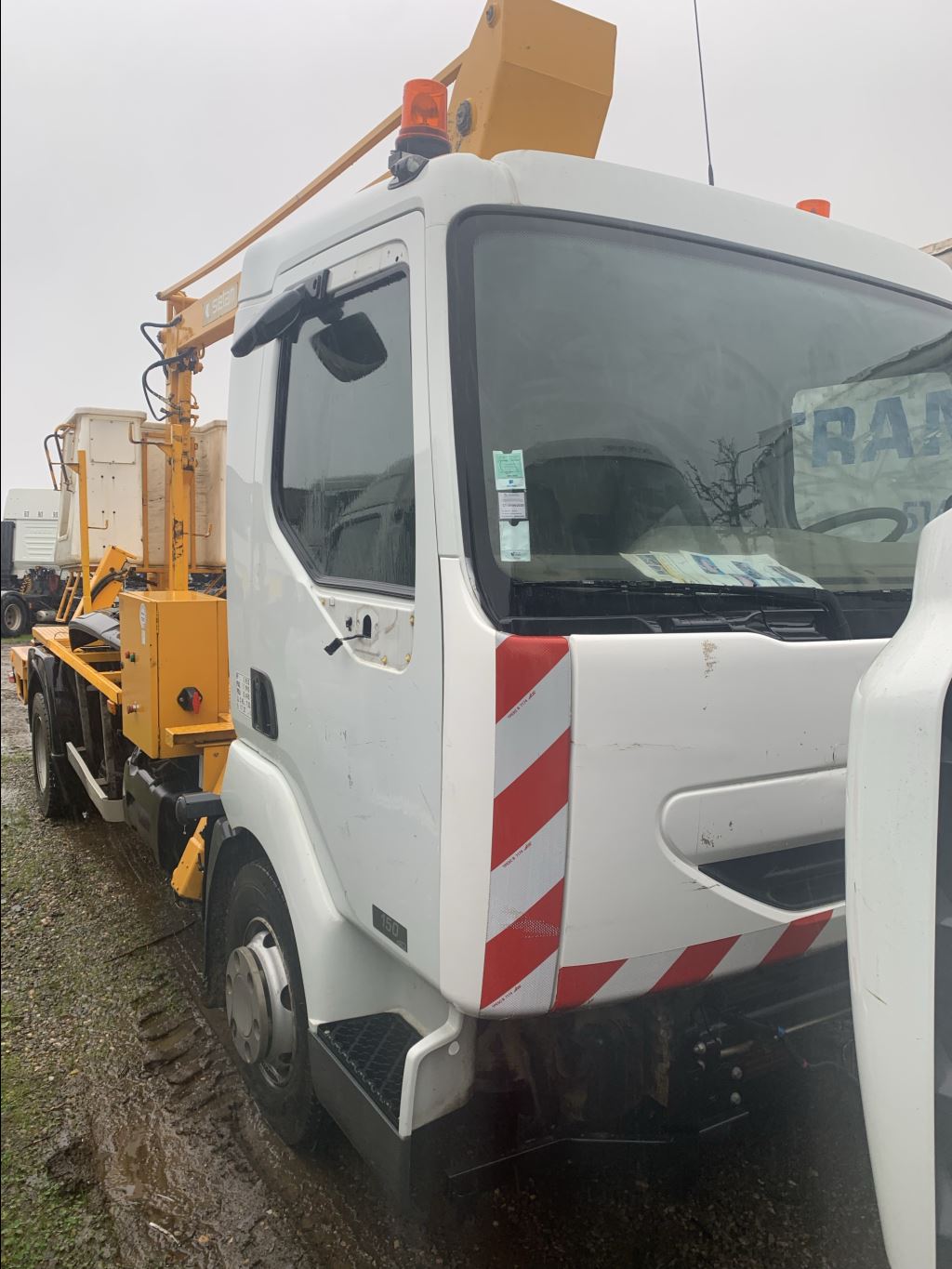 piece_RENAULT MIDLUM  RADIATEUR AIR INTERCOOLER 5010315824