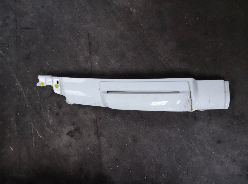 piece_RENAULT MAXITY  DEFLECTEUR AVANT GAUCHE 7485115943