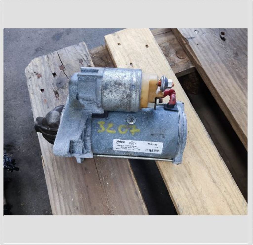piece_RENAULT MASTER CONFORT F3500 L3H DEMARREUR 233002654R
