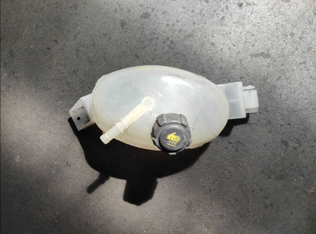 piece_RENAULT MASTER CONFORT F3500 L3H VASE D'EXPENSION 217100015R