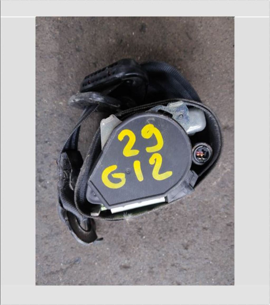 piece_RENAULT MASTER  CEINTURE AVANT GAUCHE 868840018R