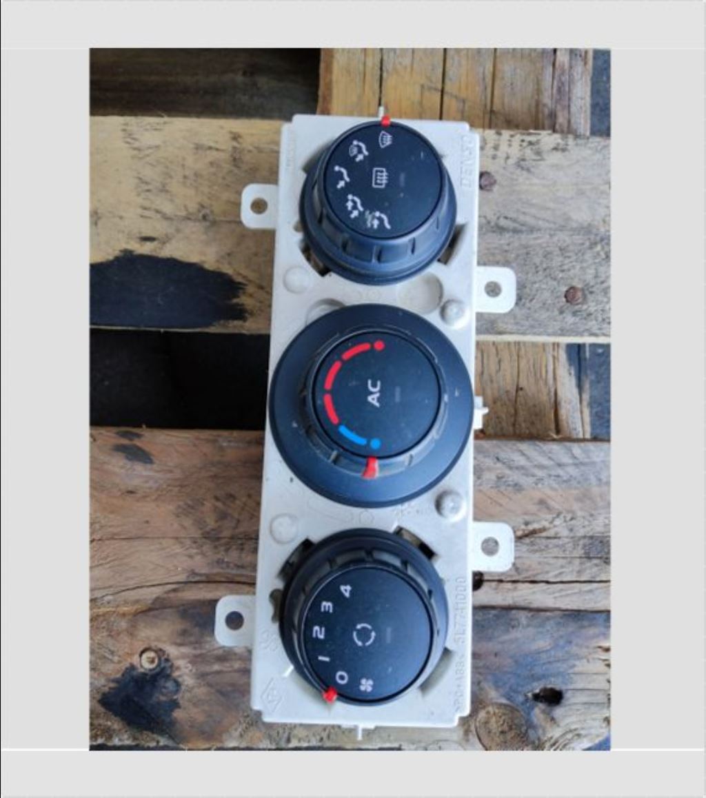piece_RENAULT MASTER  BLOC COMMANDE CHAUFFAGE 275107490R