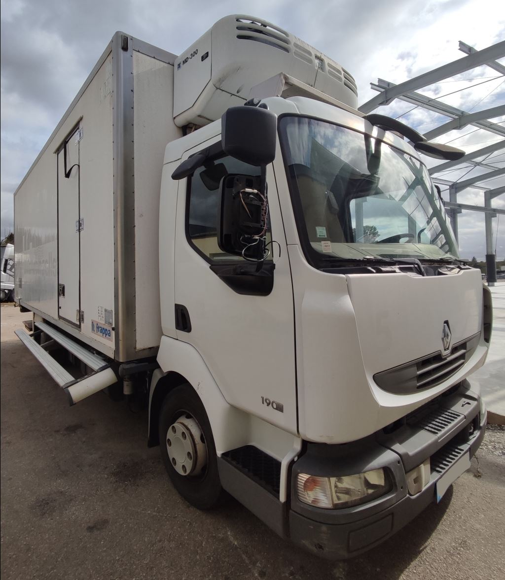 piece_RENAULT MIDLUM  RESERVOIR AD BLUE 200 LITRES 7482291209