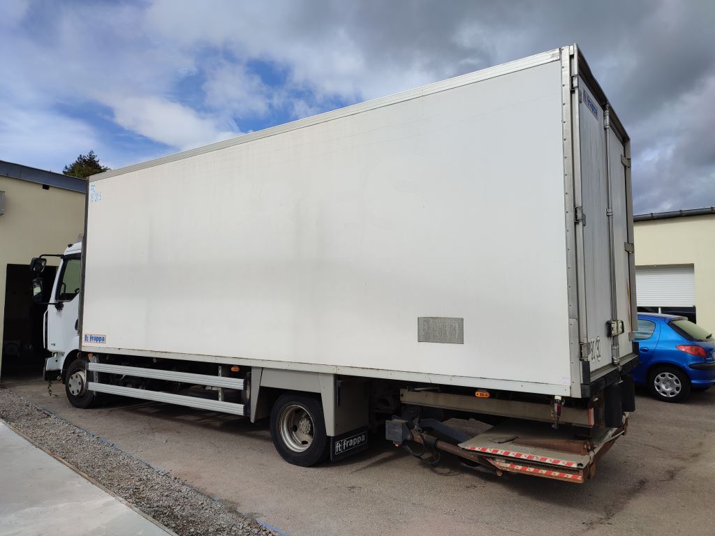 piece_RENAULT MIDLUM  DEFLECTEUR AVANT DROIT 5010578660