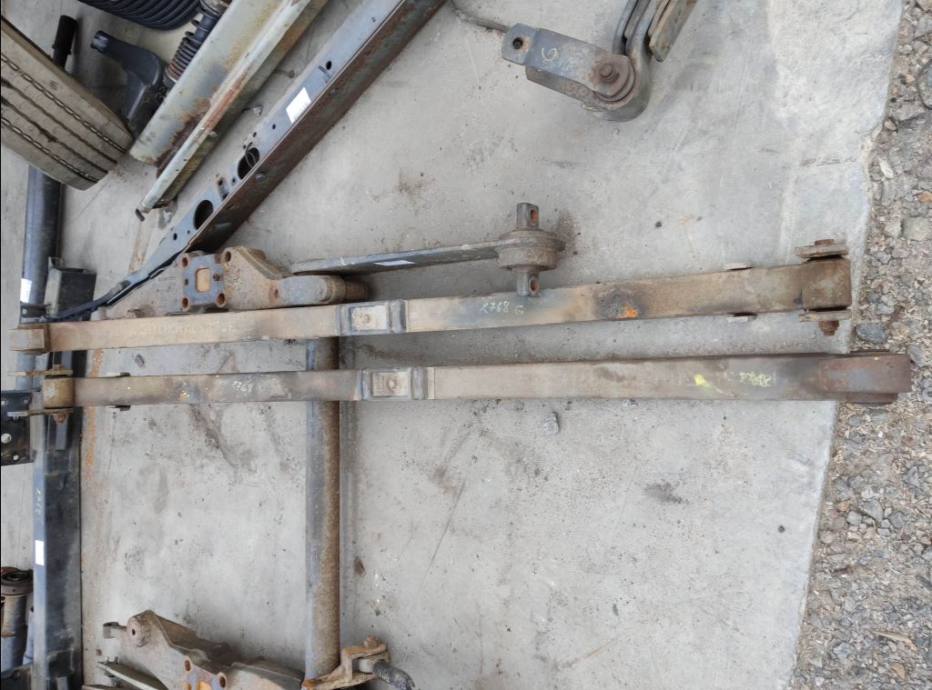 piece_RENAULT MIDLUM  LAMES DE SUSPENSION AVG 5010302537