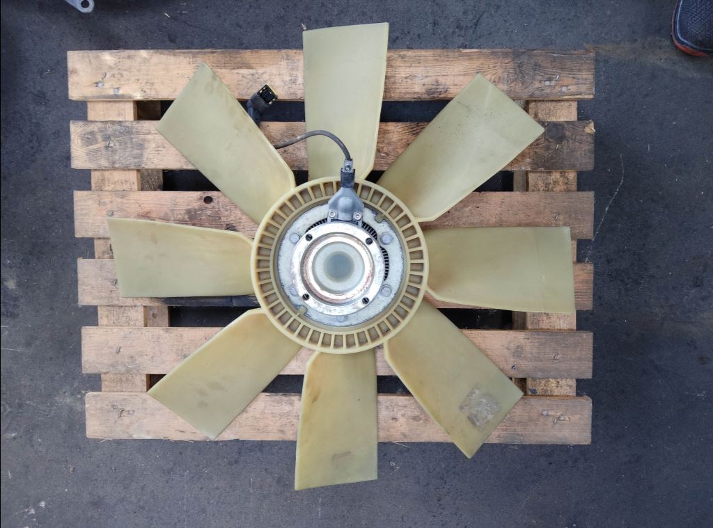 piece_RENAULT T440 VENTILATEUR MOTEUR 7421990513