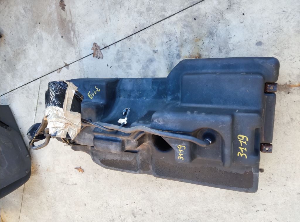 piece_RENAULT MASCOTT  RESERVOIR CARBURANT 5001852560