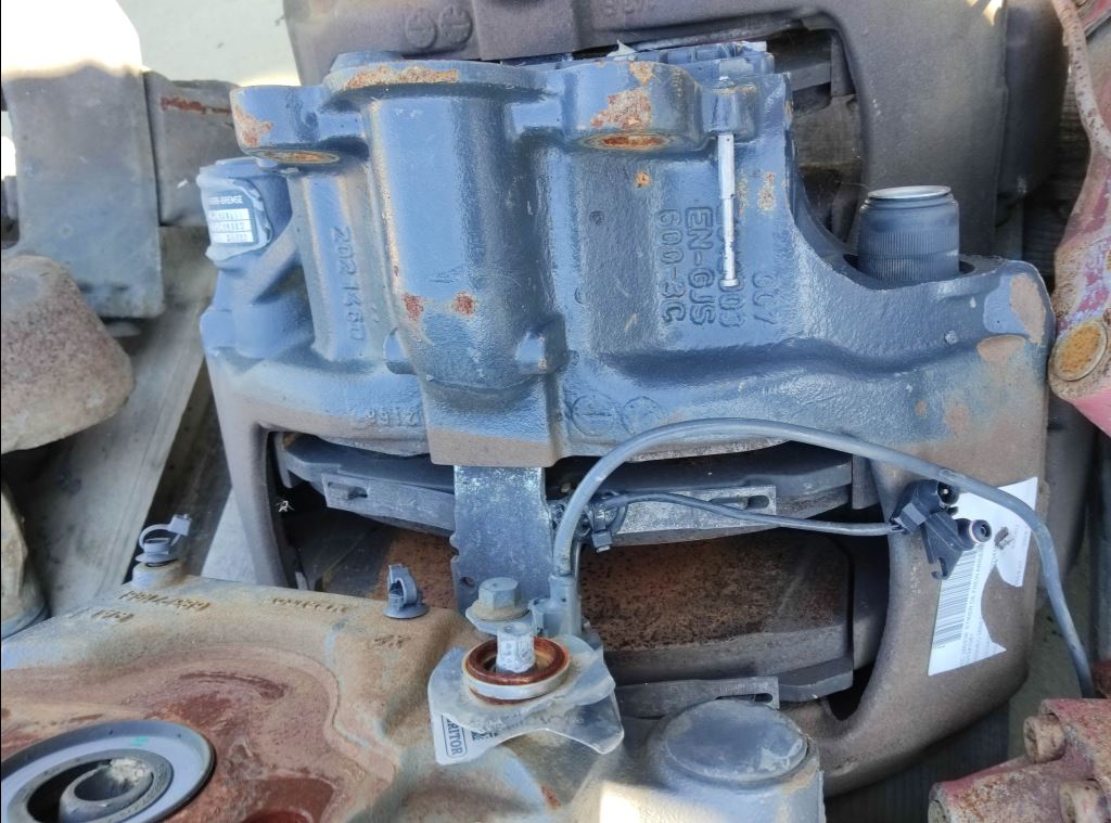 piece_IVECO 260S36  ETRIER DE FREIN ARRIERE DROIT 5801341081