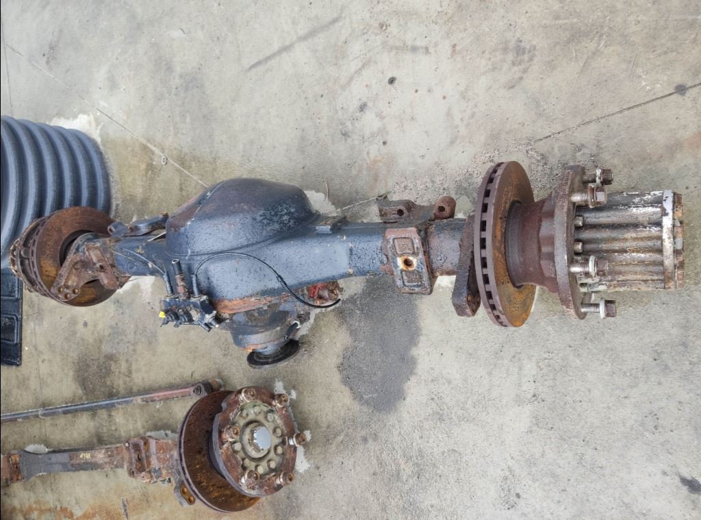 piece_MAN 10-224MOYEU ARRIERE DROIT  81.35701-0147