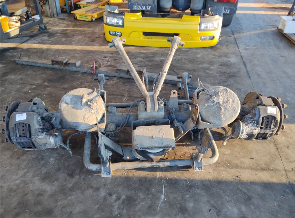 piece_IVECO 260S36  BRAS DE MAINTIENT ESSIEU ARRIERE 41210921