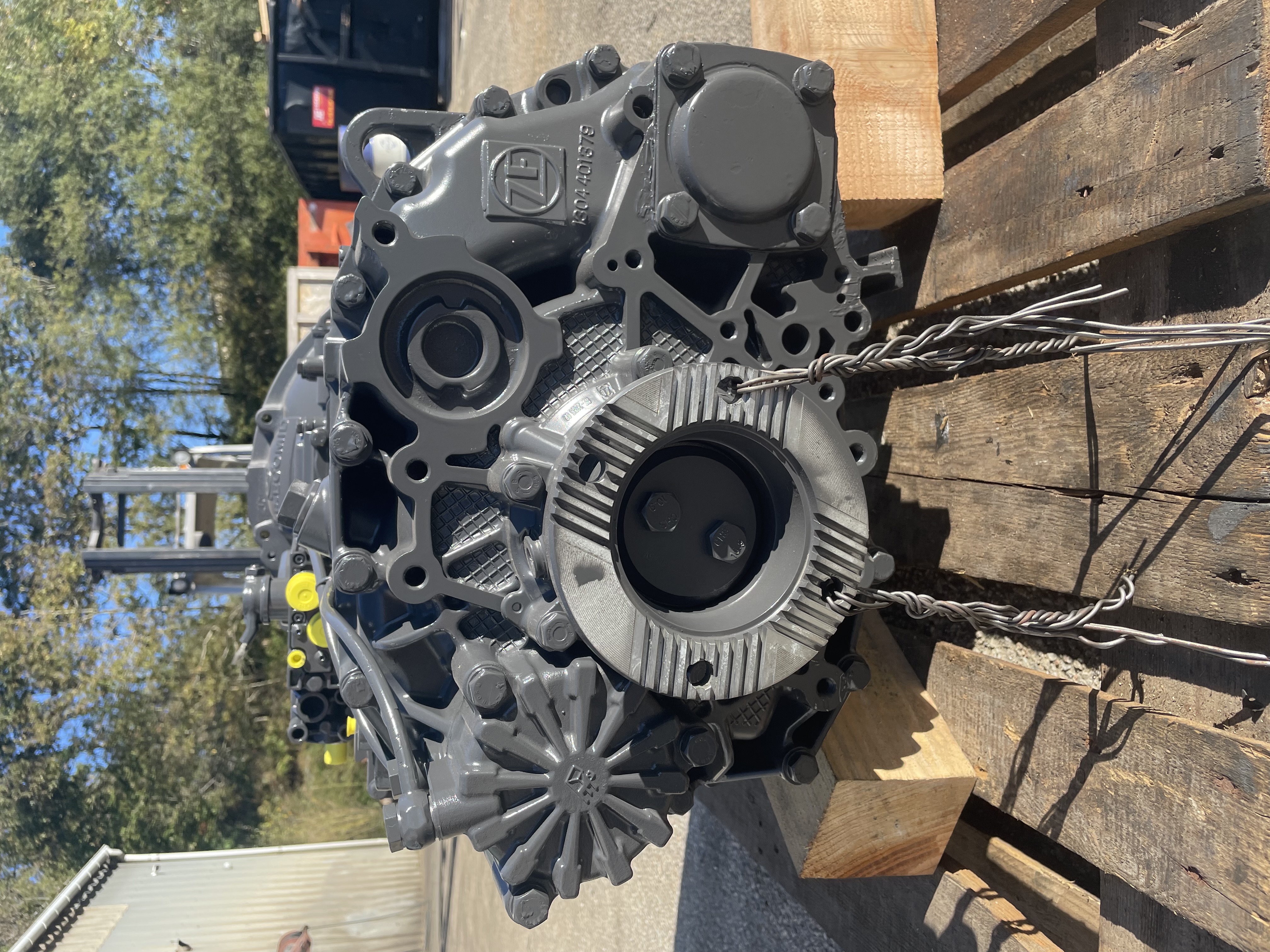 piece_BOITE DE VITESSES ZF - 9S1111TO 1324043035
