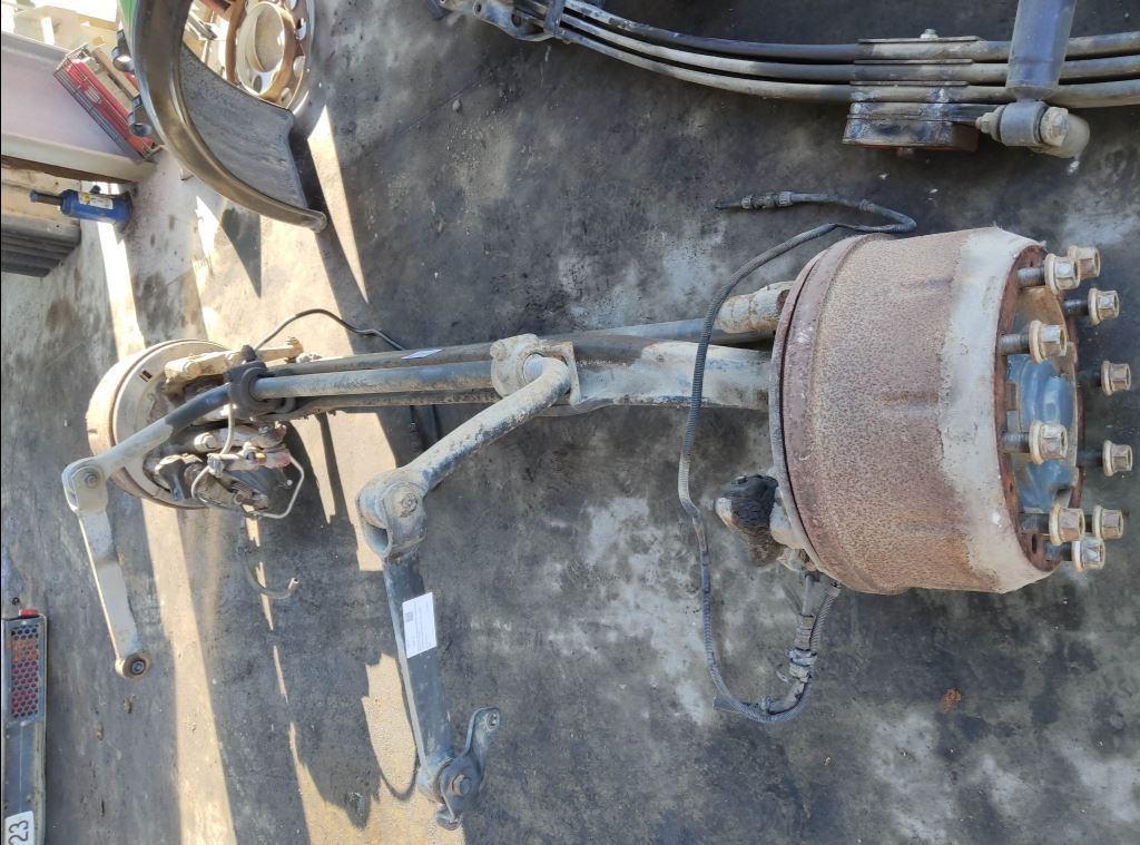 piece_MAN 26.322  ASPIRATRICE BARRE STABILISATRICE AVANT 81.43715-0072