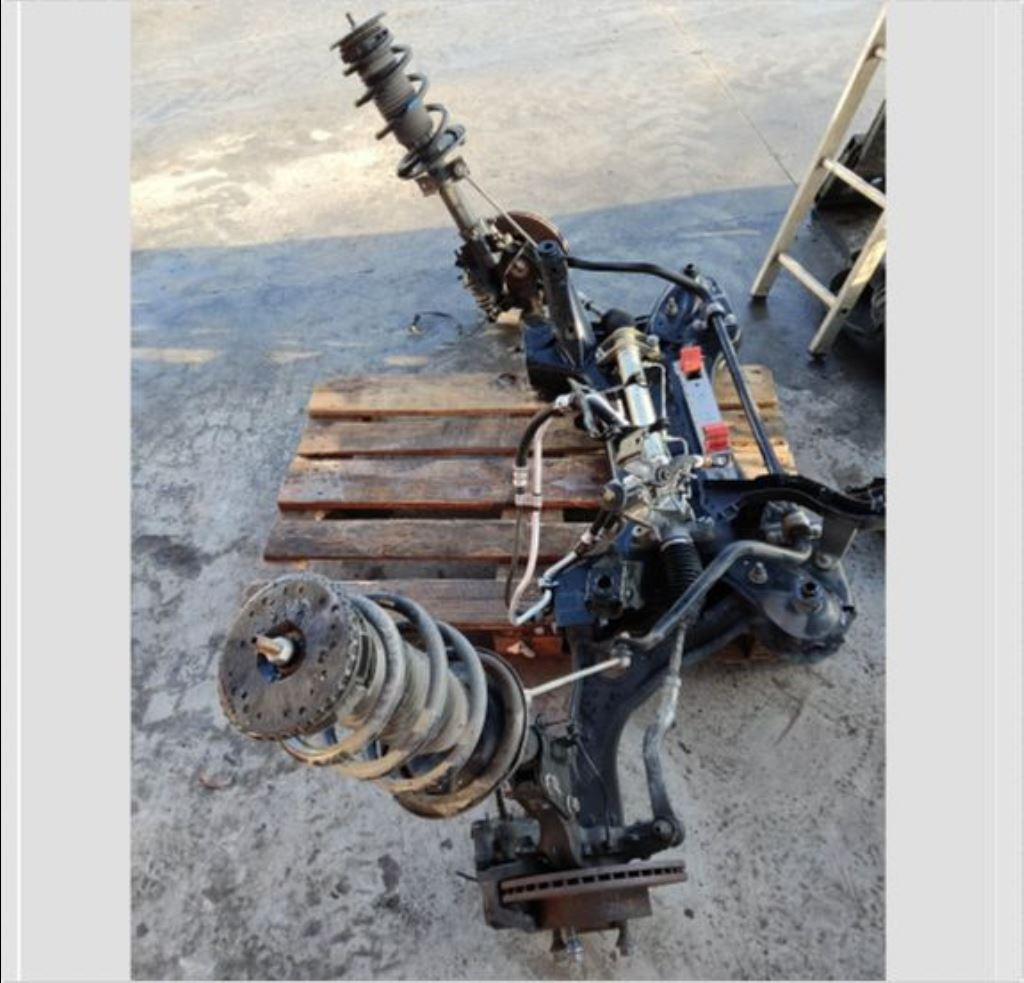 piece_RENAULT MASTER RT  FUSEE AVANT GAUCHE 400151061R